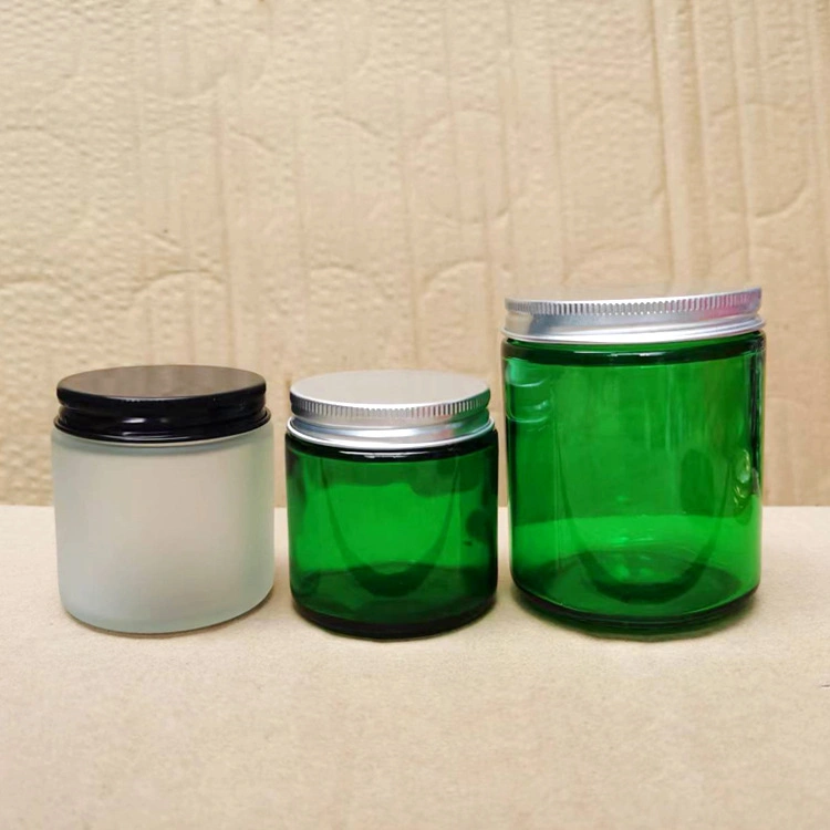 Wholesale Green Colored 100ml 200ml Glass Candle Cup Jar with a Lid Decorative Gifts