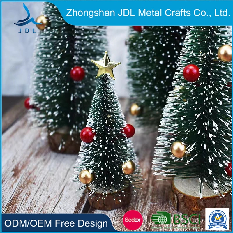 2022 Xmas High Quality Green PVC 90cm-300cm PE&PVC Mixed New Made Wholesale Artificial Leaves Giant Christmas Tree with Ornaments