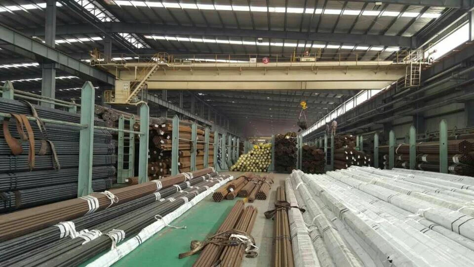 ASTM A335 P5 P9 P11 P22 P91 Alloy Steel Pipe / Alloy Steel Tube