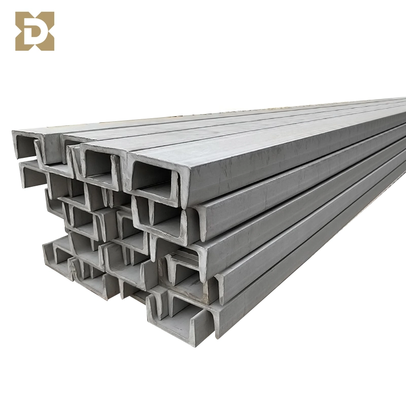 Capillary Stainless Steel Pipe Seamless Steel Tube 304 316 Round Square Welded Pipe Carbon ASTM, JIS, GB, DIN, En Black Alloy Oil Manufacturer of Steel Pipe