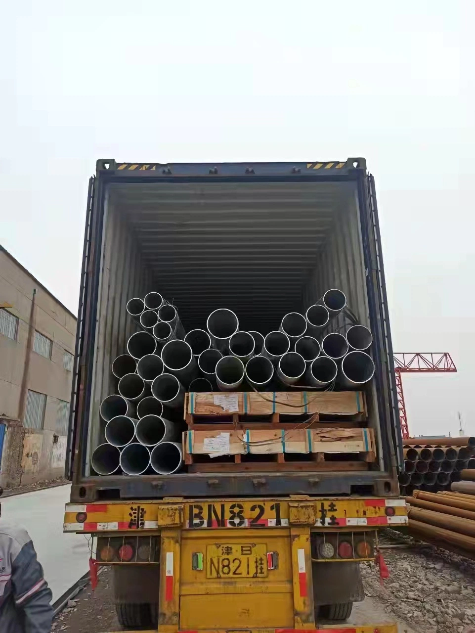 Sch40 Hot Rolled Carbon Alloy Seamless Steel Pipe for Oil Gas Pipeline Construction