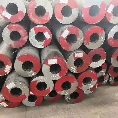 Acciaio legato senza saldatura A335 ASME SA335 P11 per alte temperature Tubo a sezione cava tubo di caldaia rotondo