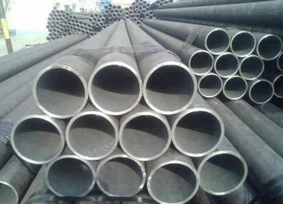 Tubo in lega di acciaio ASTM A335 P11 ASME A213 T11 metallo Tubo 12cr1movg tubo in acciaio Sch40s senza saldatura ad alta pressione da 3 pollici