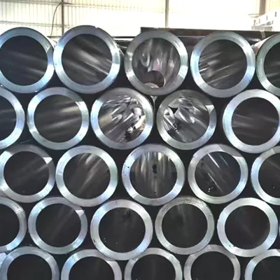ASTM AISI 1010 1045 1526 4627 5120 JIS S20c S45C Scm415 Scm420 tubo cilindro idraulico con cilindri oleati laminato a freddo di precisione senza saldatura Tubo in acciaio levigato