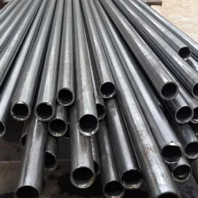 Ampio disponibile ASTM A106 A53 Sch40 Q235A Q235B Q345 8 mm Acqua dolce gas acqua minerale con saldatura rotonda a caldo API EMT da 10 mm Tubo in acciaio al carbonio senza saldatura laminato