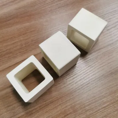 Elevata resistenza alle temperature personalizzata in ceramica cubica multifelare a basso coefficiente di espansione Forno forno forno tubo di supporto