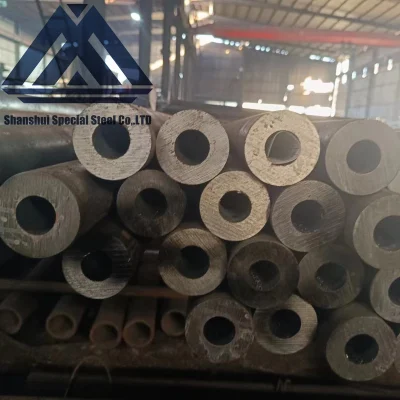 Tubo in acciaio senza saldatura ASTM A213 P91/T11 SA355/T91/911/SA192/SA53/A160/St35.8/St45/1020/1045 Lega rotonda in carbonio Tubo/tubo in acciaio