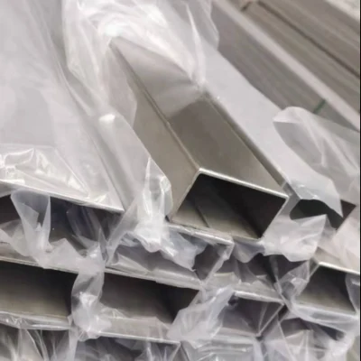 301 303 316 304 tubo quadrato in acciaio inox 1X1&prime;&prime; Tubo in acciaio inox a profilo rettangolare quadrato con parete spessa saldato a specchio
