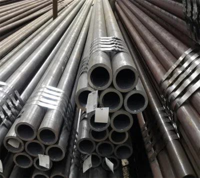 Tubo in lega di acciaio ASTM A335 P11 ASME A213 T11 metallo Tubo 12cr1movg tubo in acciaio Sch40s senza saldatura ad alta pressione da 3 pollici