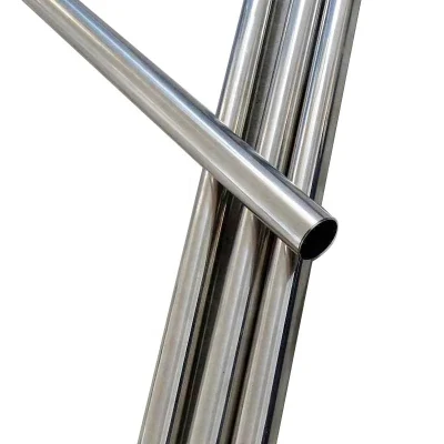 Tubo in acciaio inox AISI ASTM A249 SS 201 304 304L 316 tubo in acciaio inox inox senza saldatura 316L per il calore della caldaia Tubo scambiatore 316L in acciaio inox