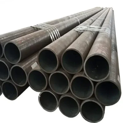 Materiali da costruzione laminati a caldo 15CrMo tubi scambiatori di calore con rivestimento lubrificato Tubi per forni Lega di petrolio tubo di cracking di petrolio tubo di acciaio senza saldatura al carbonio