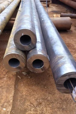 Tubo in acciaio per caldaie ad spessore personalizzato ASME SA335 P11 in lega senza saldatura Tubo in acciaio