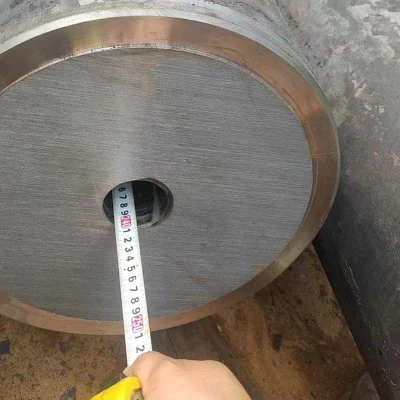 Tubo di precisione a parete spessa in acciaio al carbonio pesante St35.8, St45.8, 15mo3, 13crmo44 tubo senza saldatura in acciaio