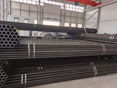 Tubo in acciaio al carbonio senza cuciture rotondo o quadrato alto standard 14 CrMo Prezzo più favorevole tubo in acciaio zincato fabbricato in Cina