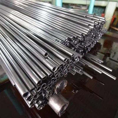 Tubo capillare senza saldatura sottile ASTM AISI 310S 309S 321 304 316 201 acciaio metallico rotondo inox Tubo capillare in acciaio