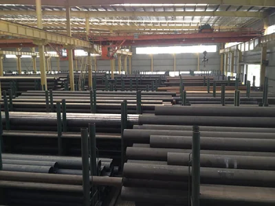 Laminato a caldo 6 pollici ASTM A335 P5 P11 P22 P91 Tubo in acciaio senza saldatura in lega per caldaia