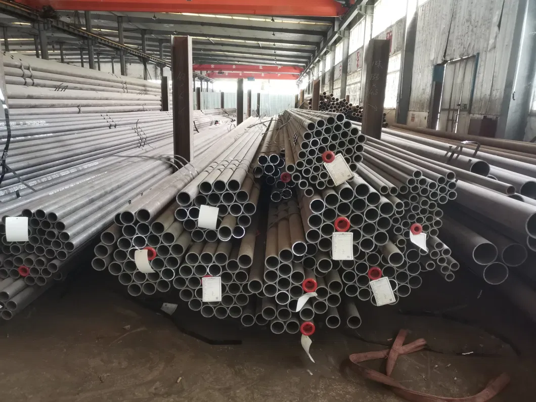 16mn Black Steel Round Tube Hollow Section Carbon Seamless Steel Pipe