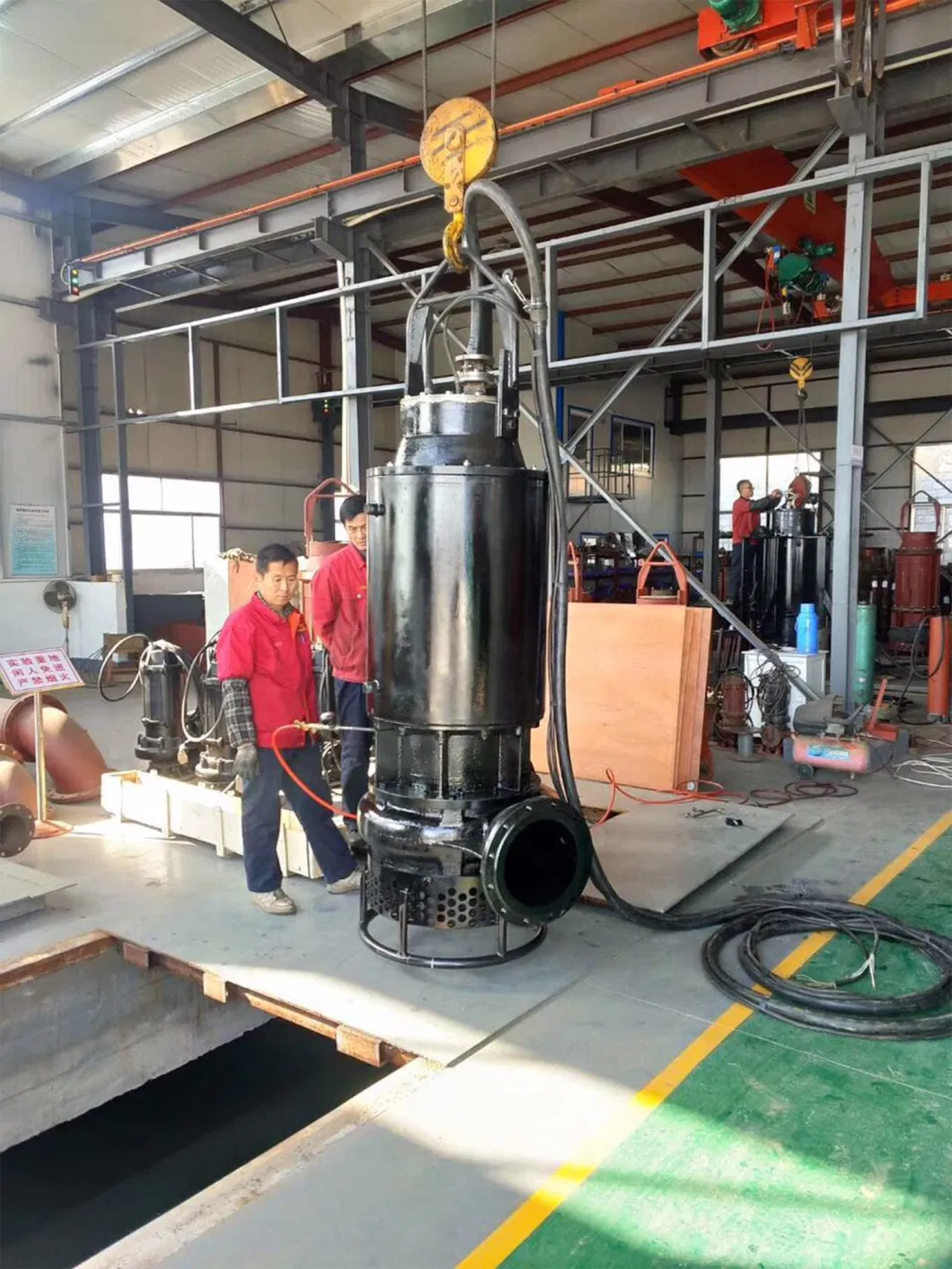 Deep Water Wear-Resistant Hydraulic Submersible Slag Slurry Pump for Electric Plant Chemical Plant Pipelines Blast Furnace Solid Particle with Mixing Impellers