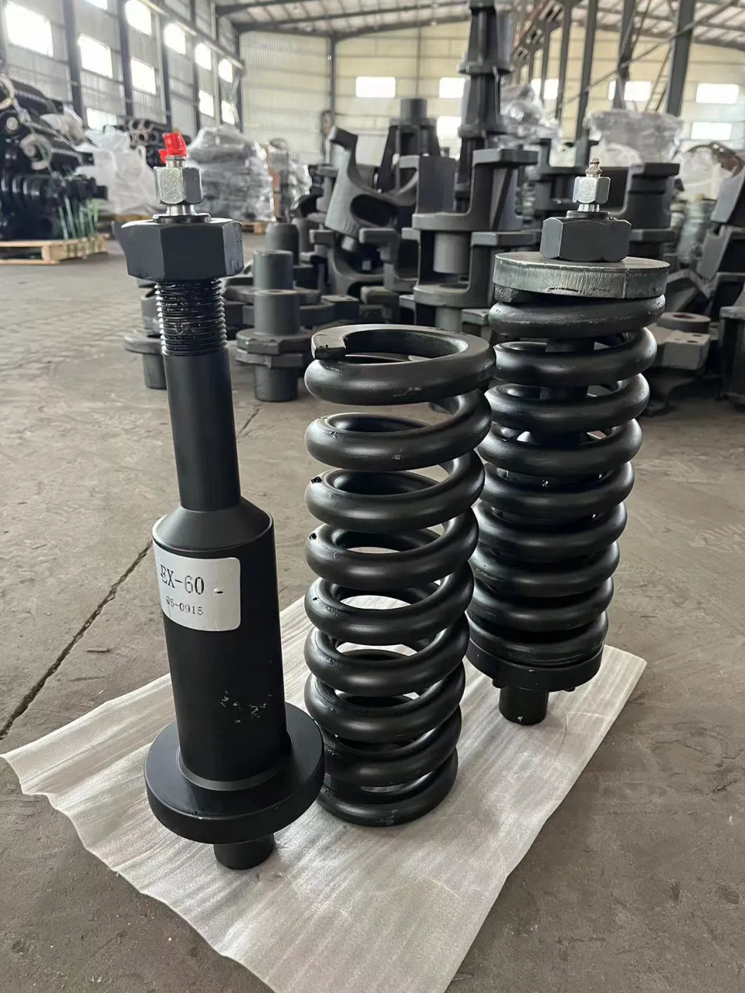 Track Adjuster Assembly Recoil Springs Cylinder for Excavator Dozer Undercarriage PC200 PC300