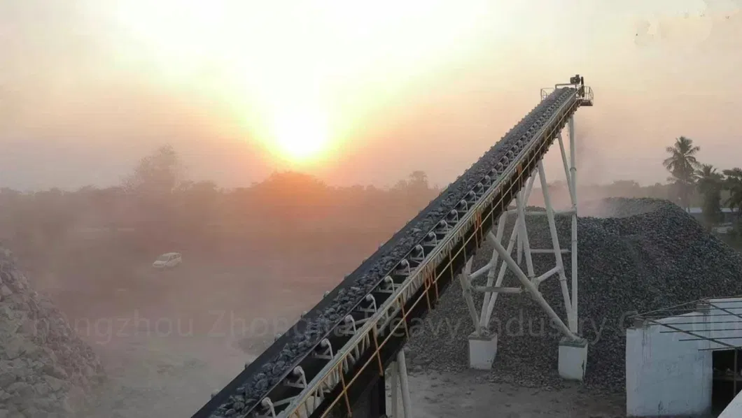 Low Price Long Overhead Fixed Incline Belt Conveyor for Cement, Mining and Construction Machinery