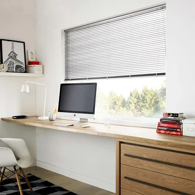  The Nordic Style Window Blinds 25mm Corded Mini PVC Venetian Customized Blinds