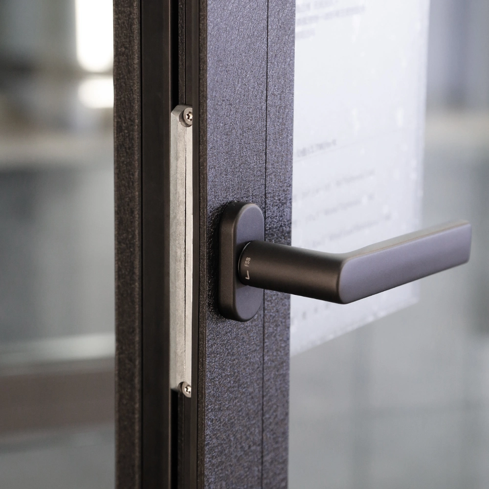 CH80- Customized Security Aluminum House Metal Door Low-E/ Fibre Glass/ Tilt and Turn/ Aluminium Storm Windows