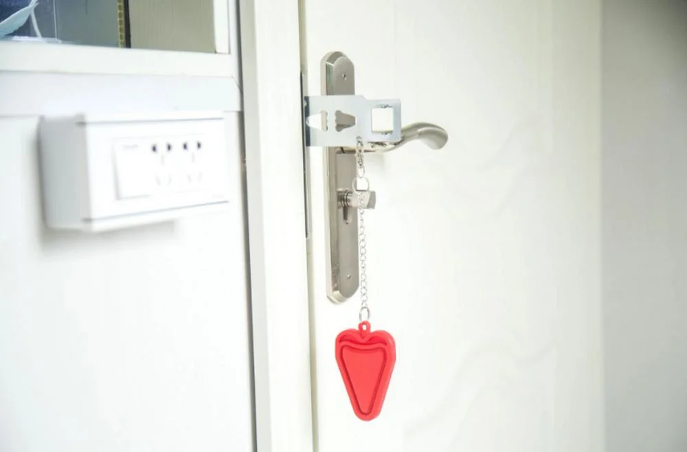 Travel Security Lock Down Portable Baby Door Locks Portable Home Lock