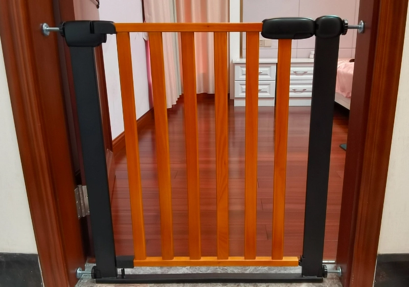 New Product in Amazon Safety Wood Baby Gate