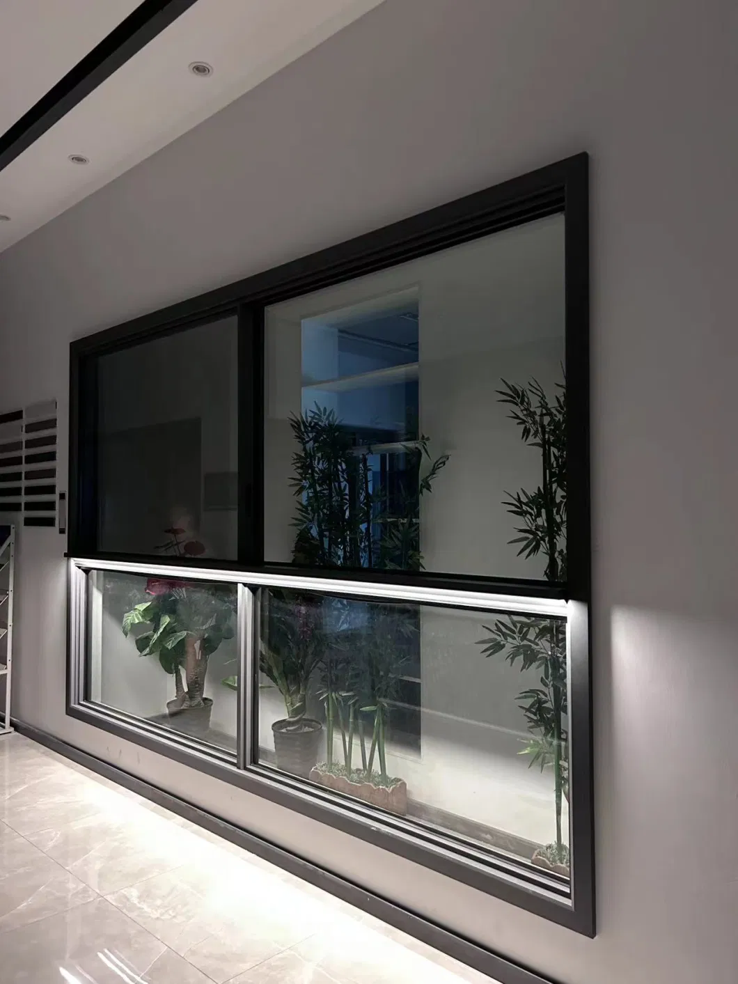 2023 New Design Five Rails Paranoramic Sliding Window