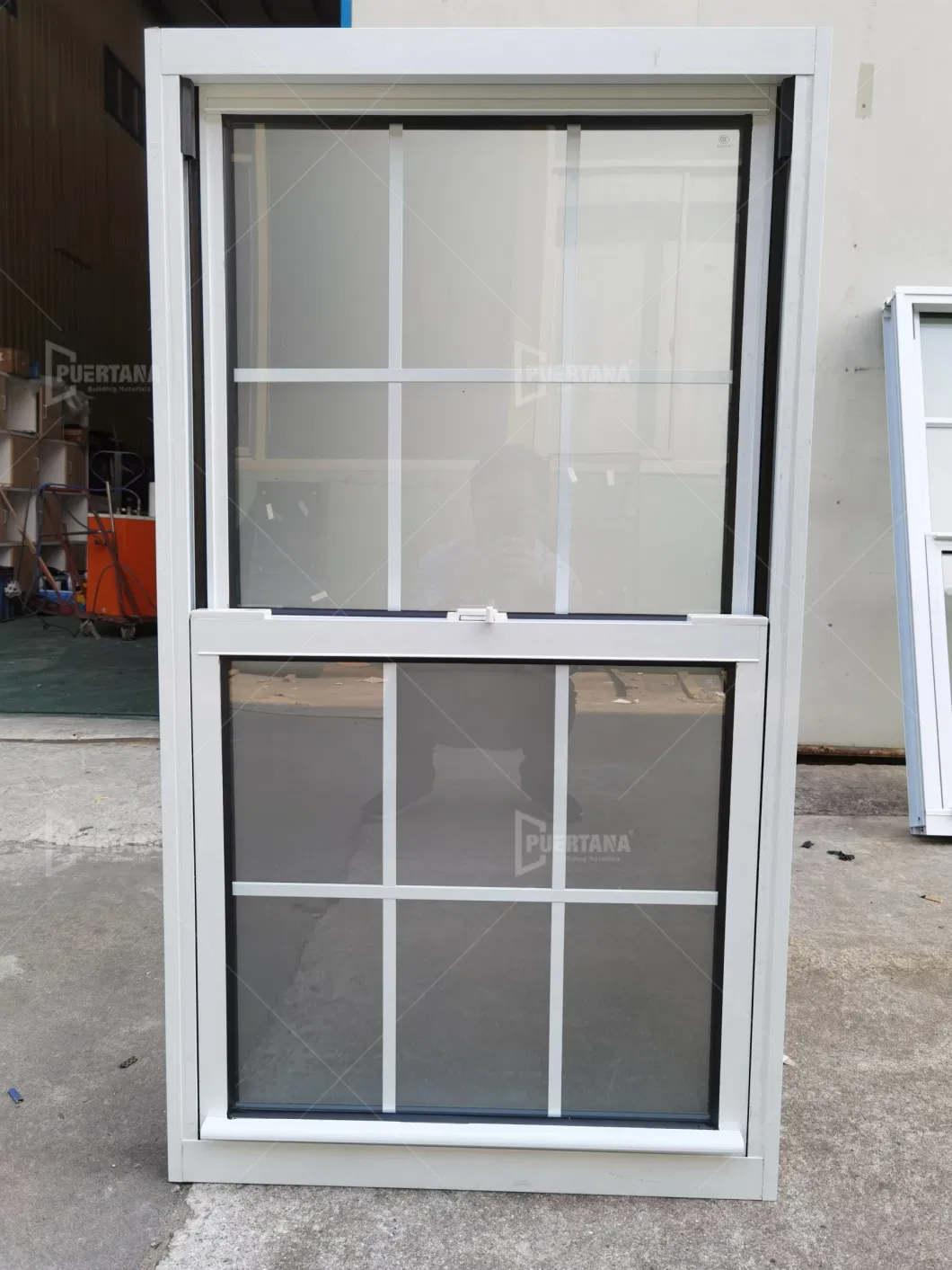 Popular Top Hung Aluminium Window with Security Latch Custom Color Single Hung Windows with Grill Design