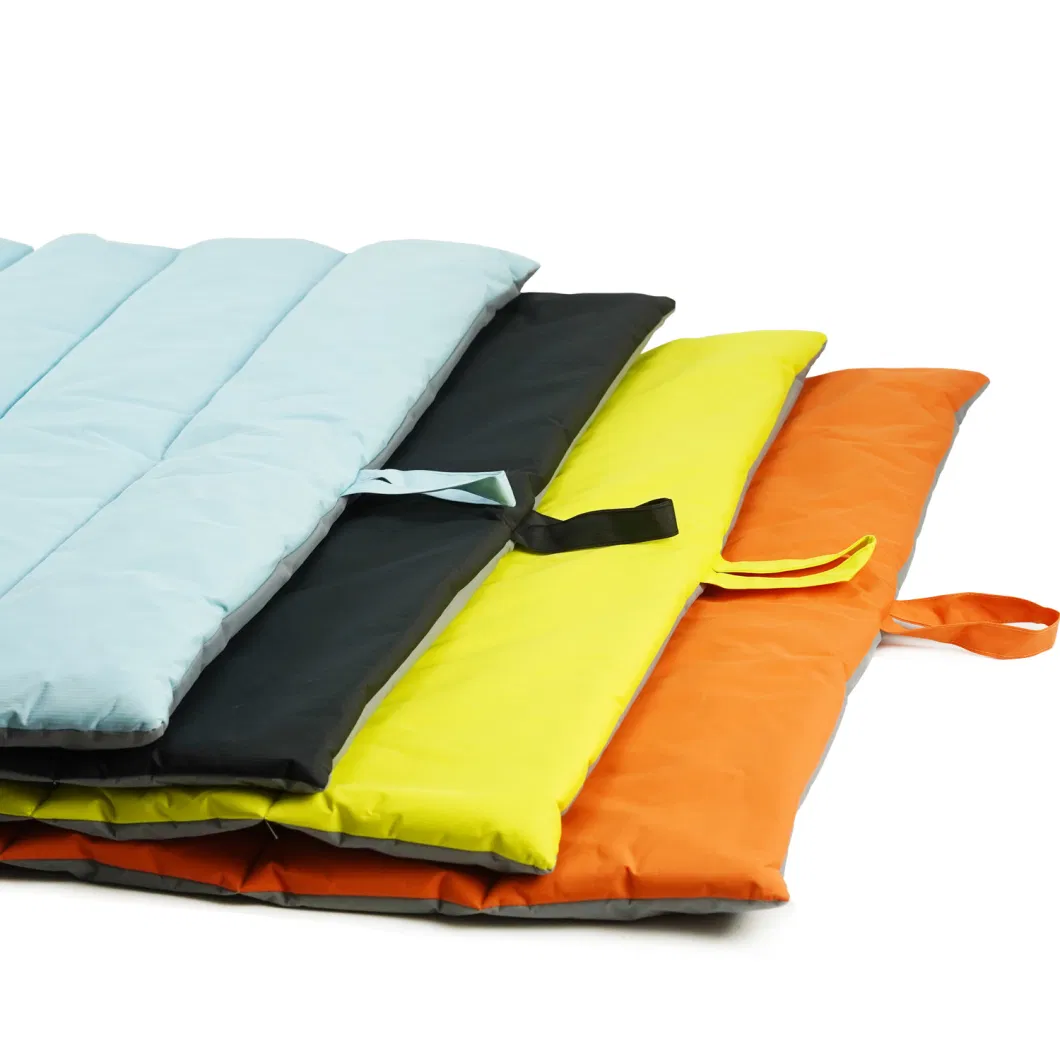 Custom Supplies Camping Portable Waterproof Washable Large Outdoor Travel Dog Bed Mat Pad