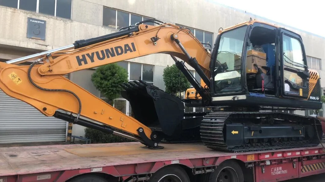 Selling Guayaquil Cheap Price New Chinese 15 Ton Small Crawer Excavator Price R150lvsn