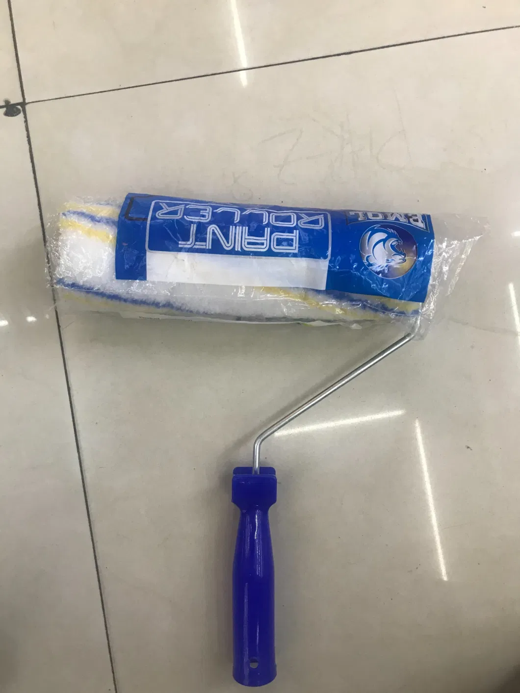 Yellow Blue Strip with Plastic Handle Paint Roller Paint Brush