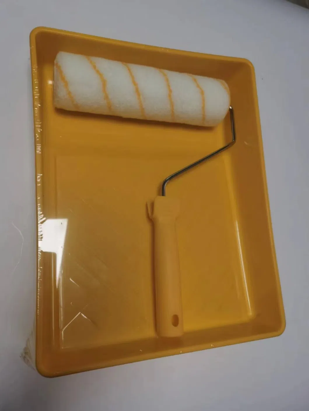 Yunxiao Yellow Plastic 9&quot; Paint Tray 9&quot; Paint Roller American Style Zinc Plated Frame with 4 Cages Plastic Handle