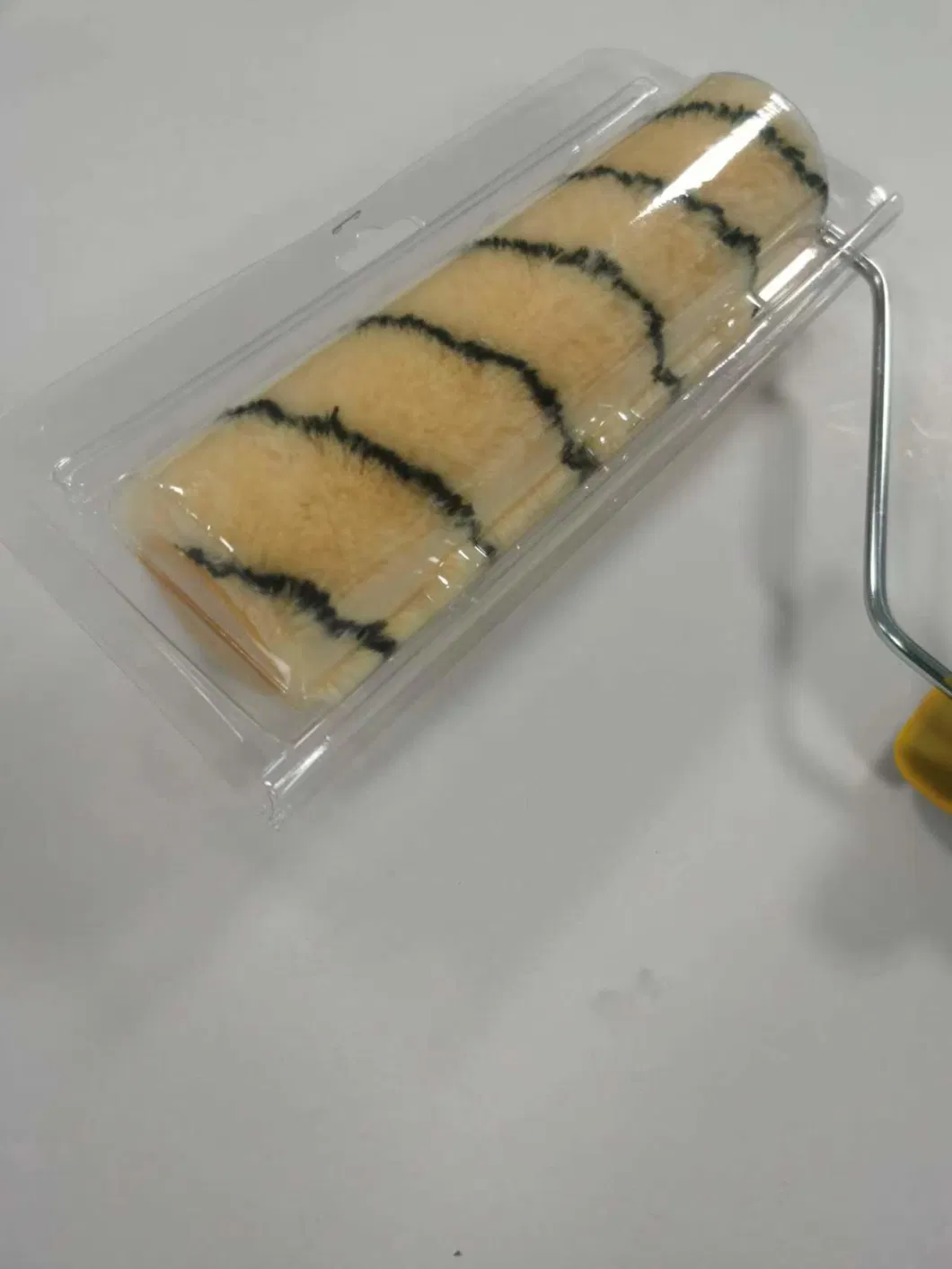 Yunxiao Factory New Blister Package Paint Roller with Tiger Stripe Paint Roller Cover and Rubber Handle