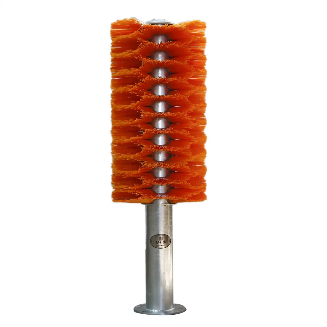 Sturdy Construction Rubbing Post for Outdoor Use Comfort Cattle Brushes