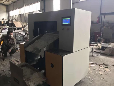Macchina per il taglio di tessuti in aramide, trituratore in fibra di carbonio tipo a gantry